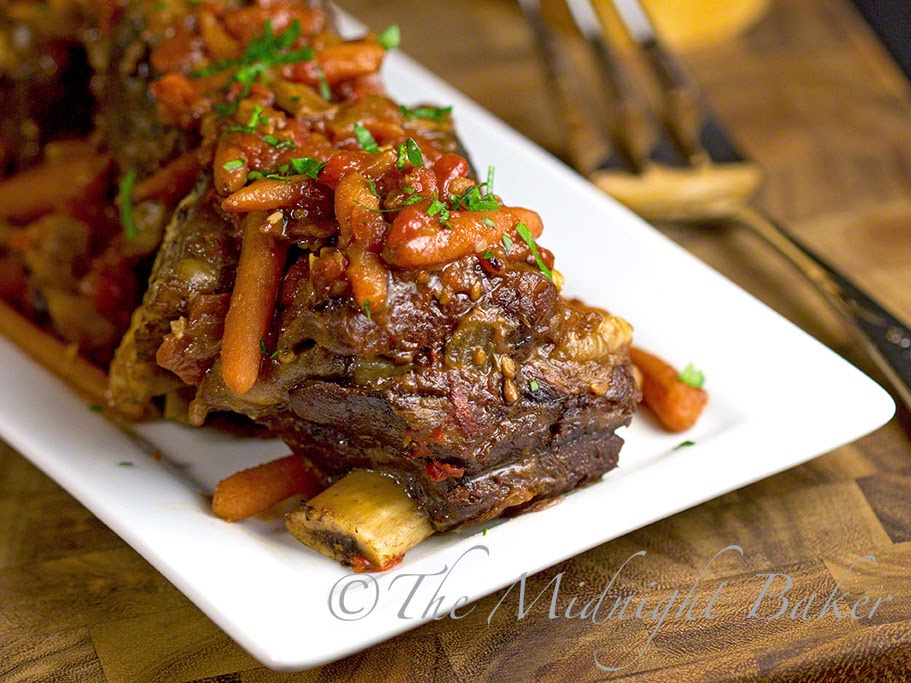 Secrets to Tender Slow Cooker Short Ribs: Bone-In & Low-Slow